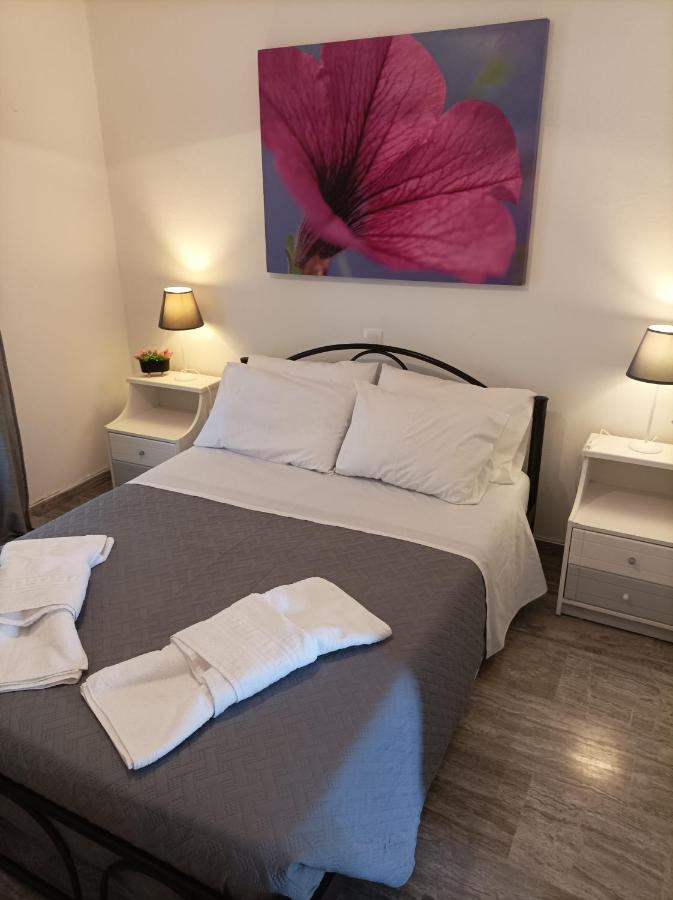 Demy'S Studio Apartment Acharavi  Exterior photo